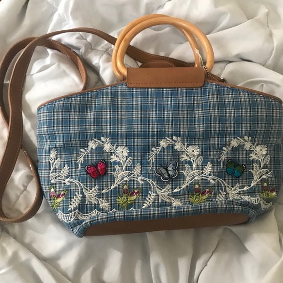 Relic Crossbody - Picture 5 of 14